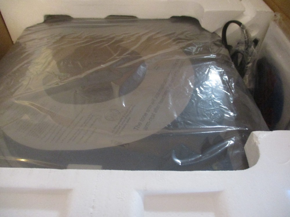 USB Turntable Vinyl Record Player It Innovative Technology Record to PC Computer