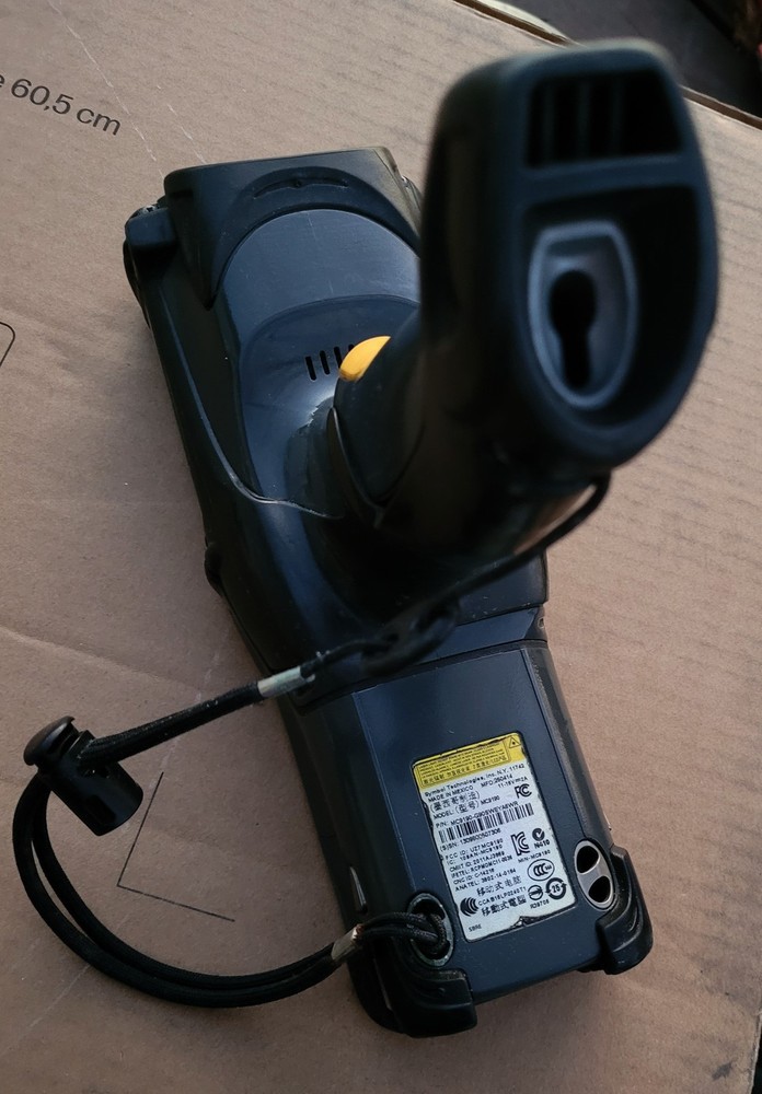 Motorola MC9190 Long Range Barcode Scanner Computer MC190-G90SWEYA6WR