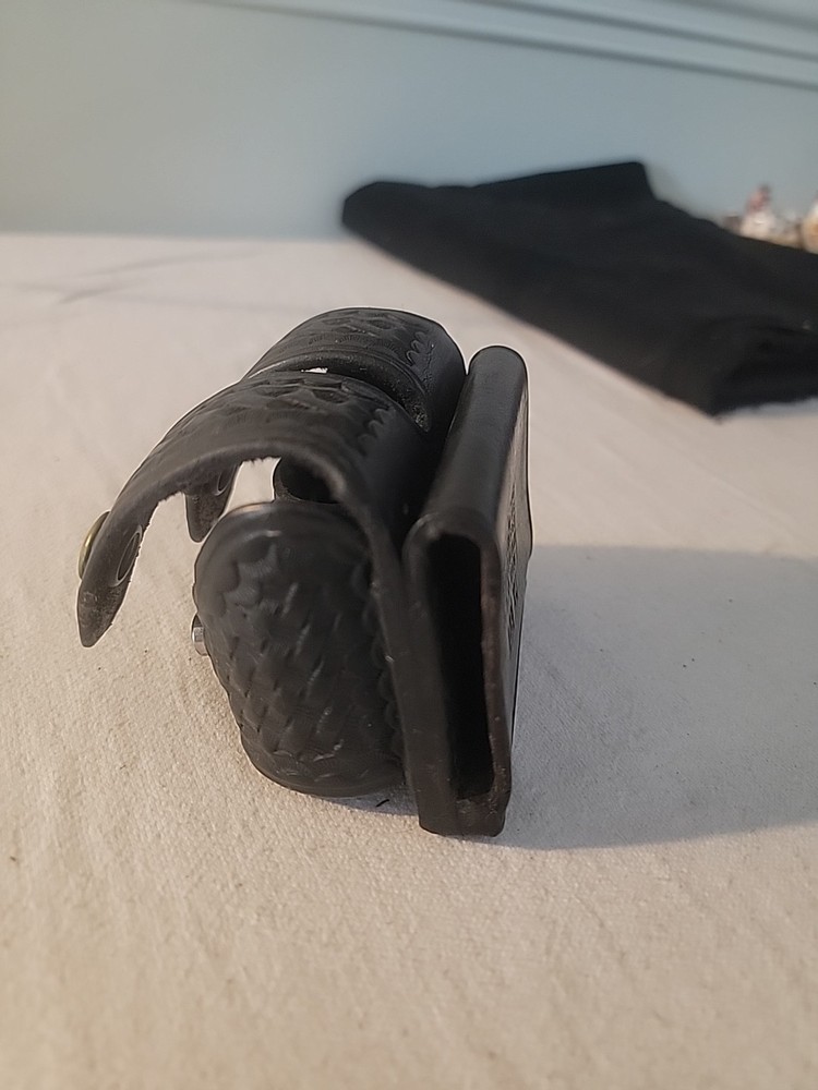 HKS 103 Med Speed Loader Dual Case Pouch belt loop Black