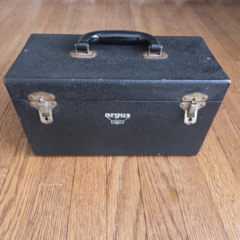 Vintage ARGUS Slide Projector with Case, works