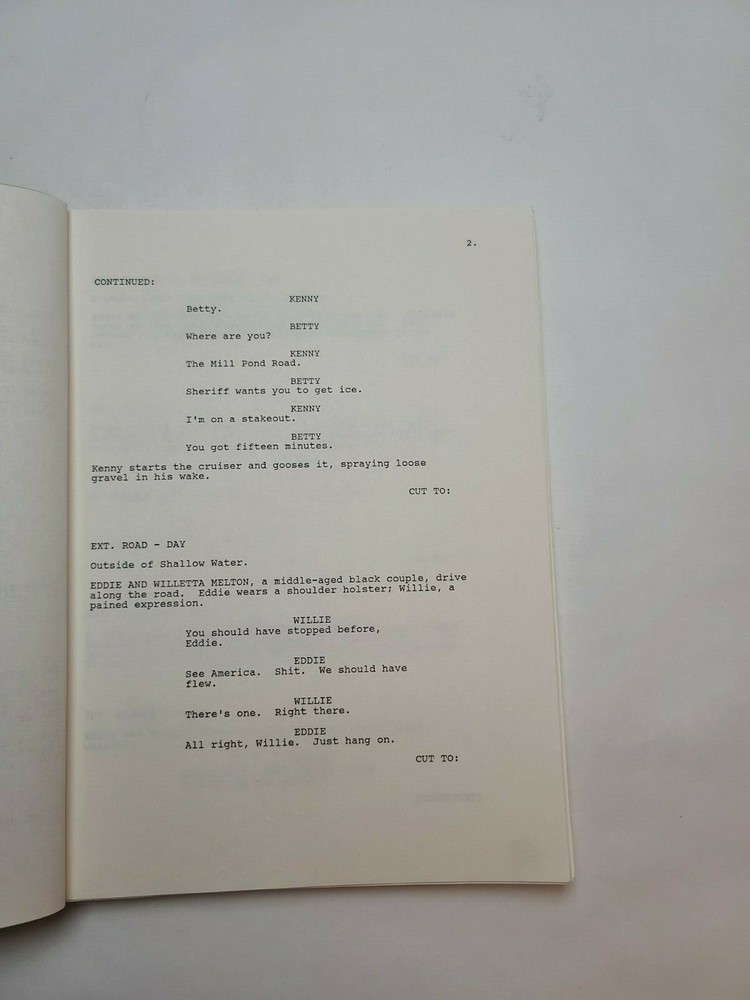 DEAD RUN / Doug MacHugh & Robert Winley 1990 Unproduced Movie Script Screenplay