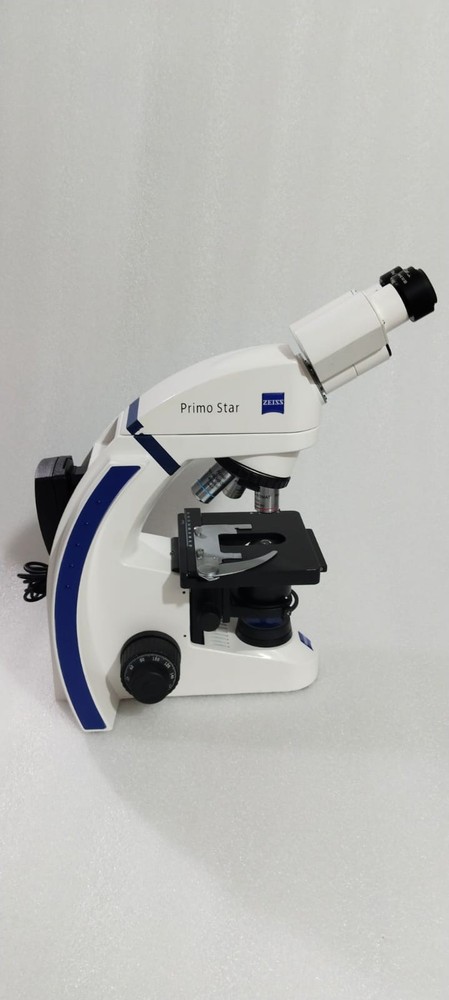 Carl Zeiss Primo Star Microscope with Objectives