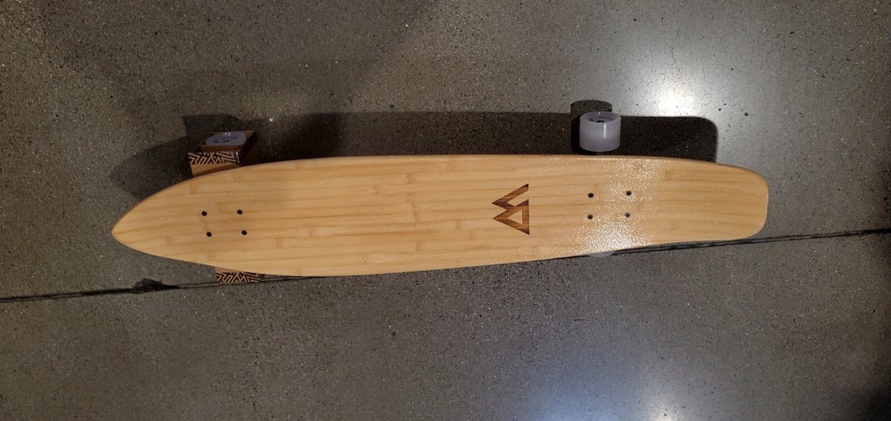 ✨️New ✨️Magneto Kicktail Cruiser Longboard