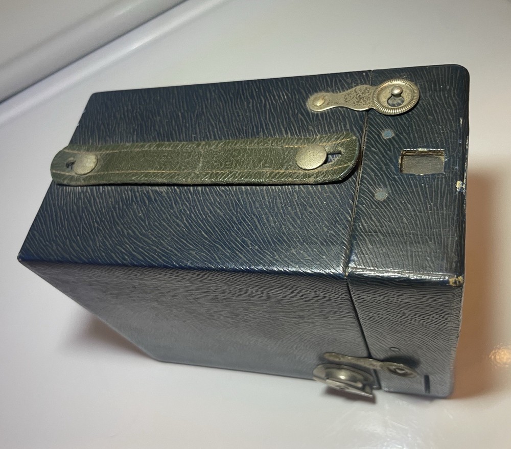 Rainbow Hawkeye No. 2 Model C Box Camera Working Blue Zebra Pattern Green Strap