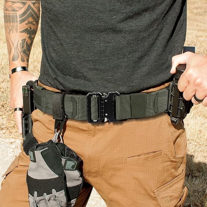Heavy-Duty Tactical Molle Battle Belt with Quick-Release System