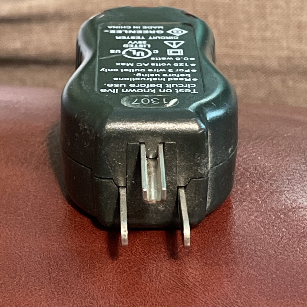 Greenlee GT-10 Outlet Circuit Cube Polarity Tester Light Sequence Indicator