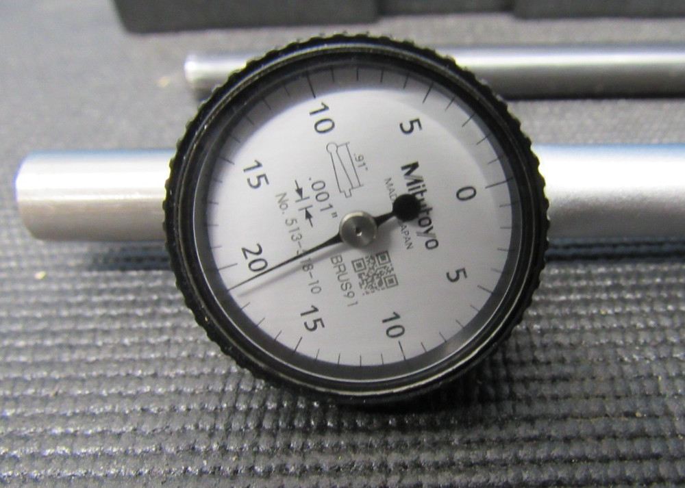 Mitutoyo 513-518-10E Dial Test Indicator w/ Case Incomplete Set