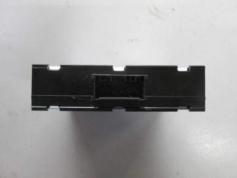 2013 X3 VOLTAGE CONVERTER 346074