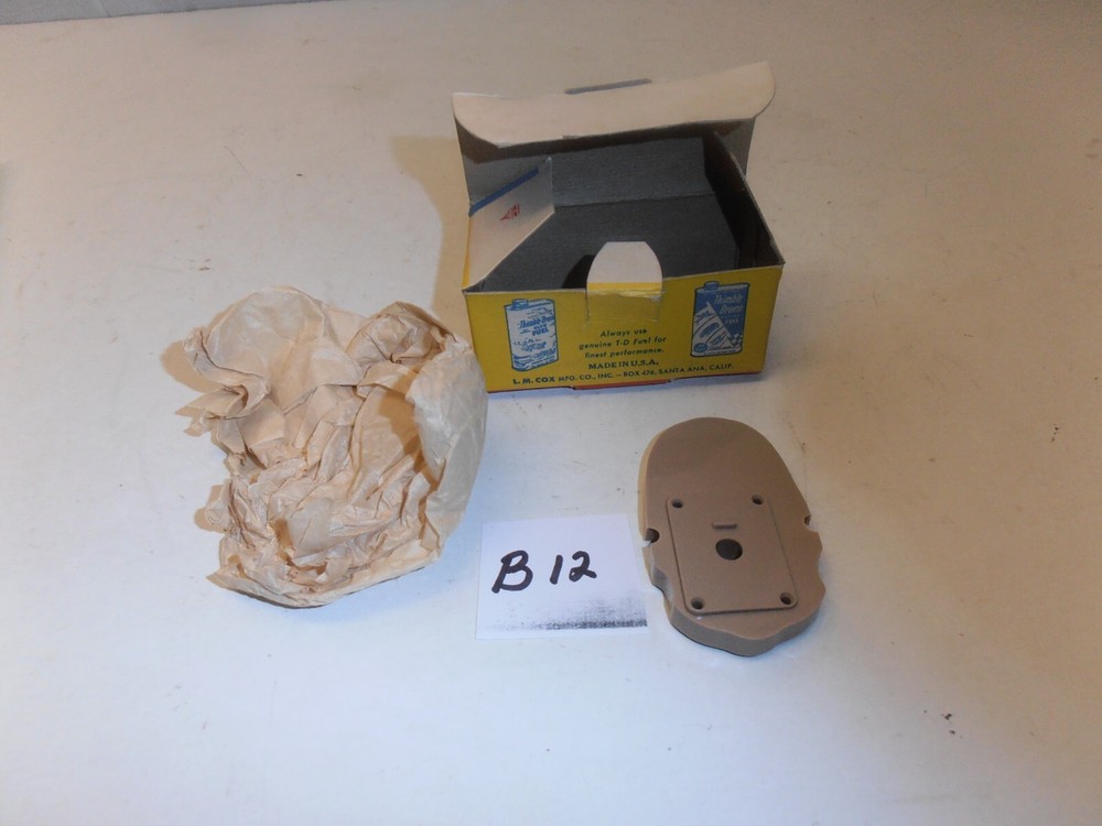P-40 Motor Mount Color is Tan