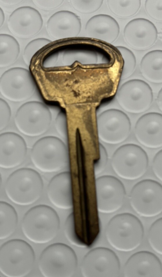 Vintage Curtis H-40 key blank [1]