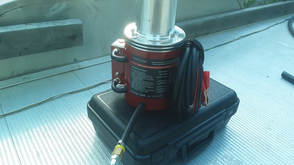 automotive evap smoke machine leak detector