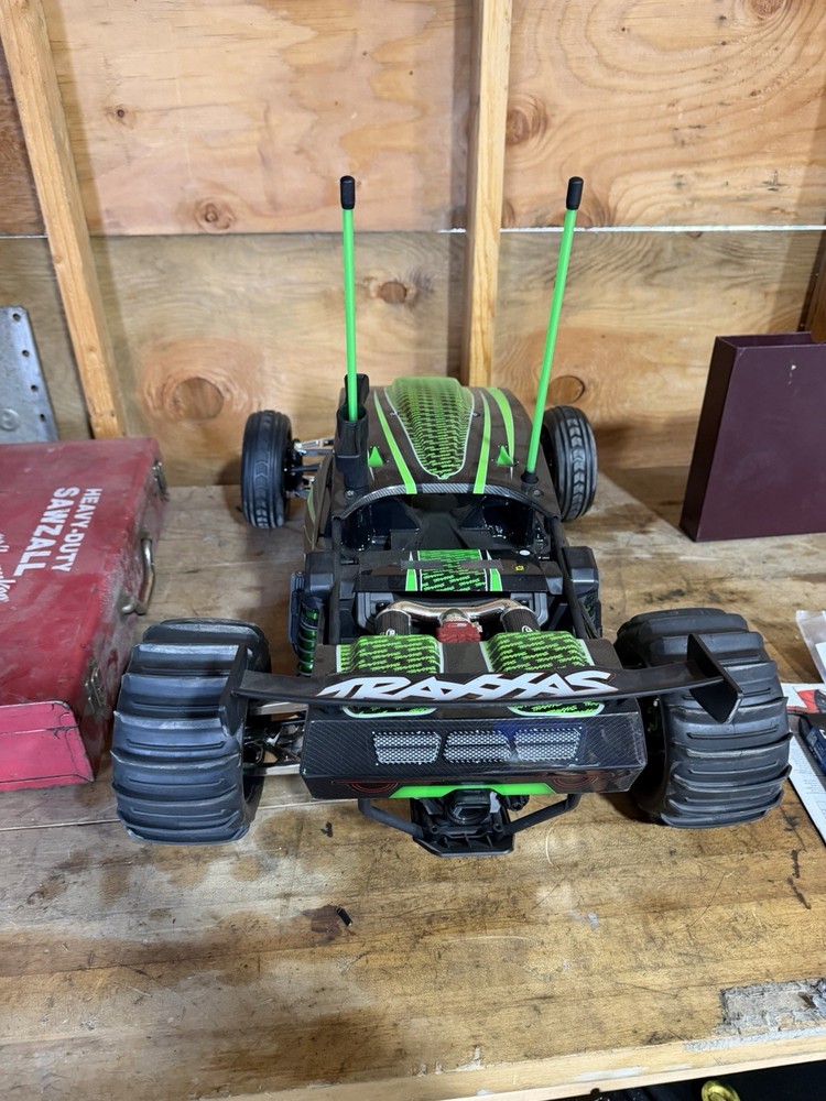 Traxxas Pro Scale RC Sand Car ( READ DESCRIPTION)