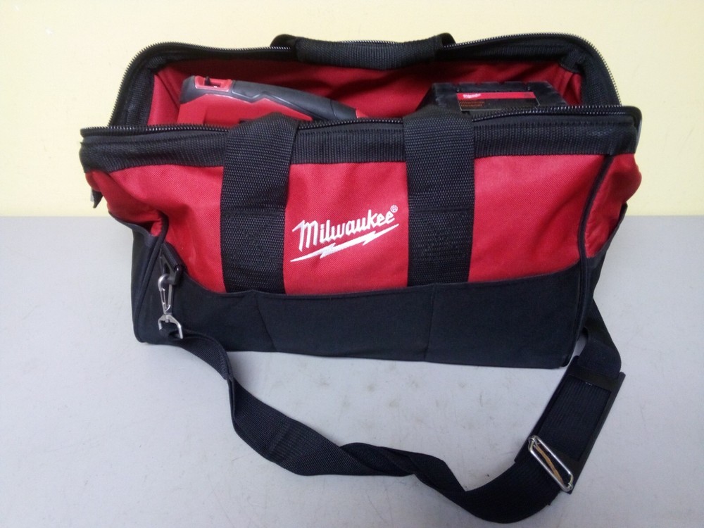 Milwaukee M18 Underground Cable Cutter