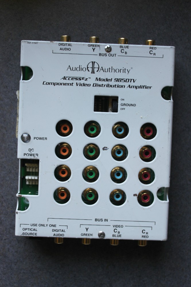 Audio Authority Access EZ Component Video Distribution Amplifier #9850TV