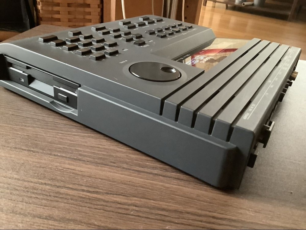 Roland MC-50mkII Micro Composer MIDI Sequencer SMF Compatible Junk