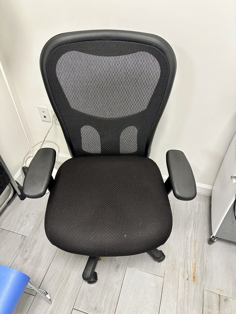 Executive Office Chair￼