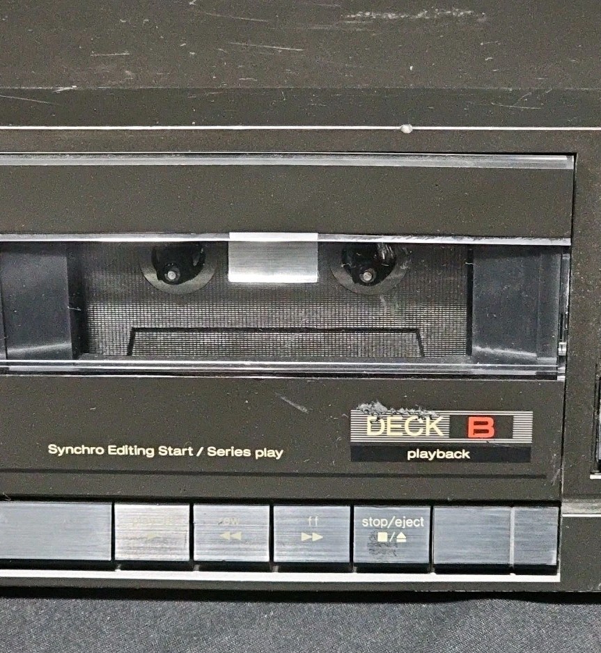 Technics RS-T18 Stereo Dual Cassette Deck.