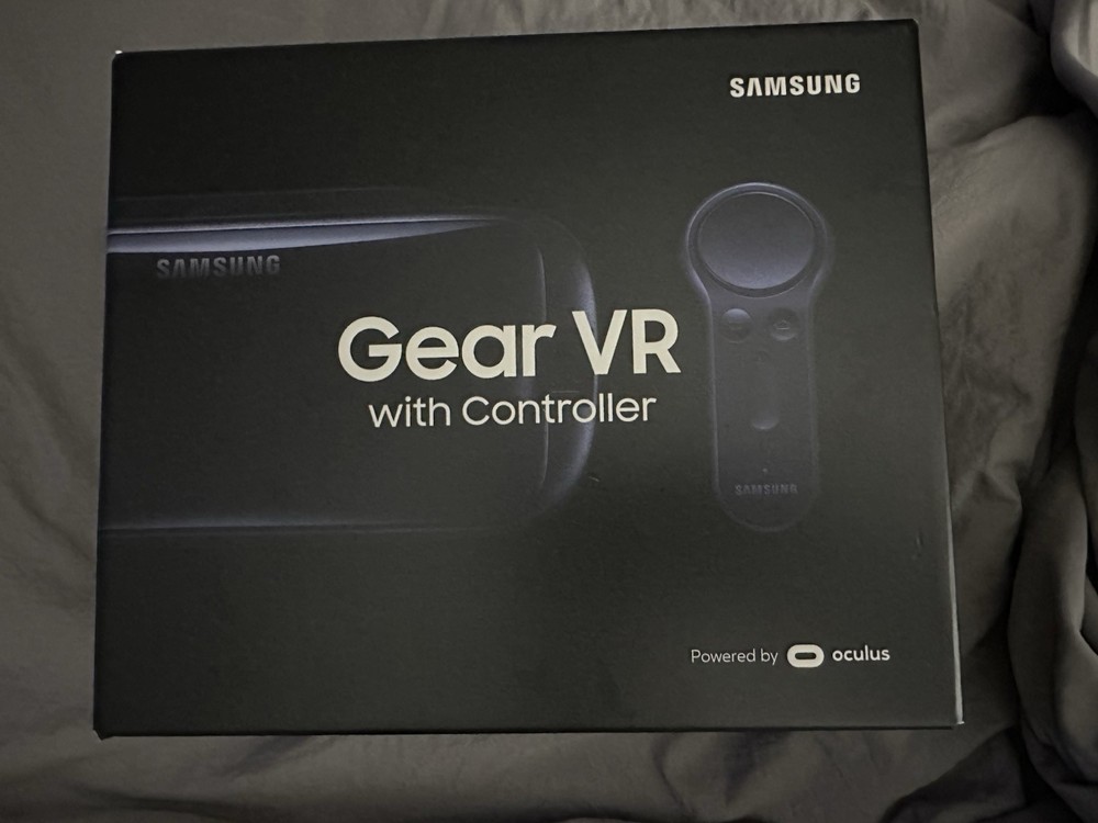 Samsung Gear VR Headset SM R324