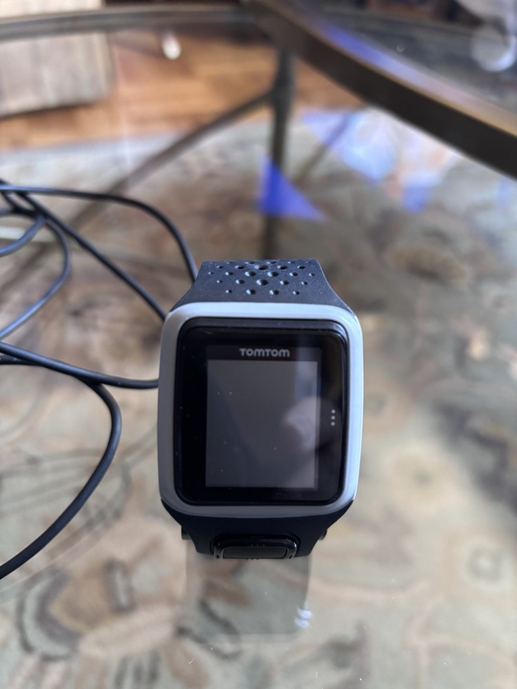TOMTOM GPS sports watch