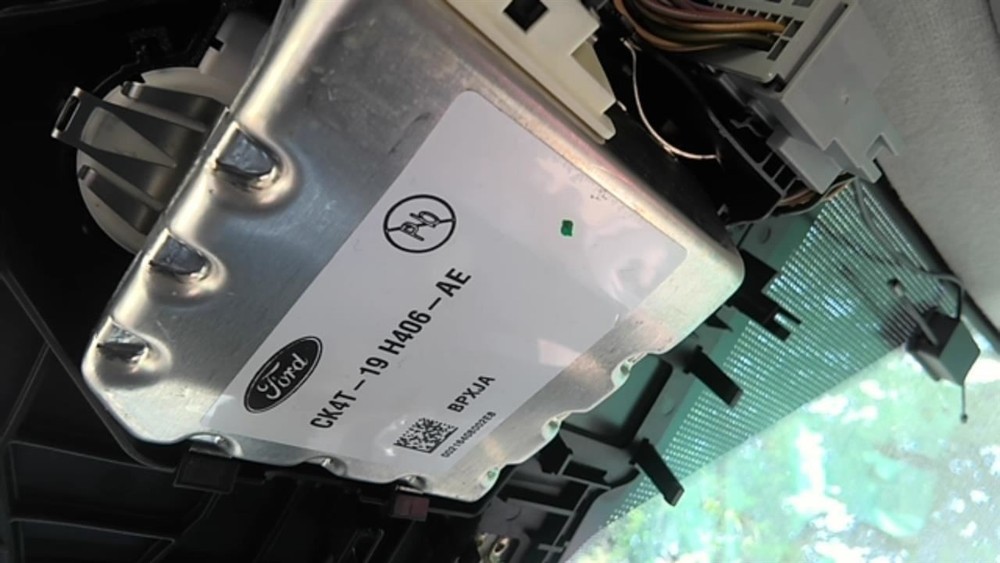 Front Windshield Mounted Fits 15-19 TRANSIT 150 480879