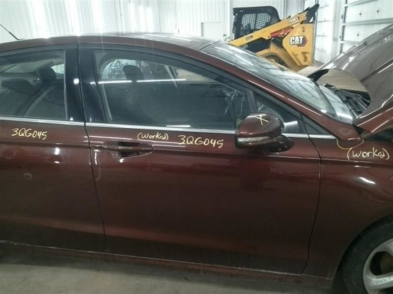 FUSION 2015 High Mounted Stop Light 104669320