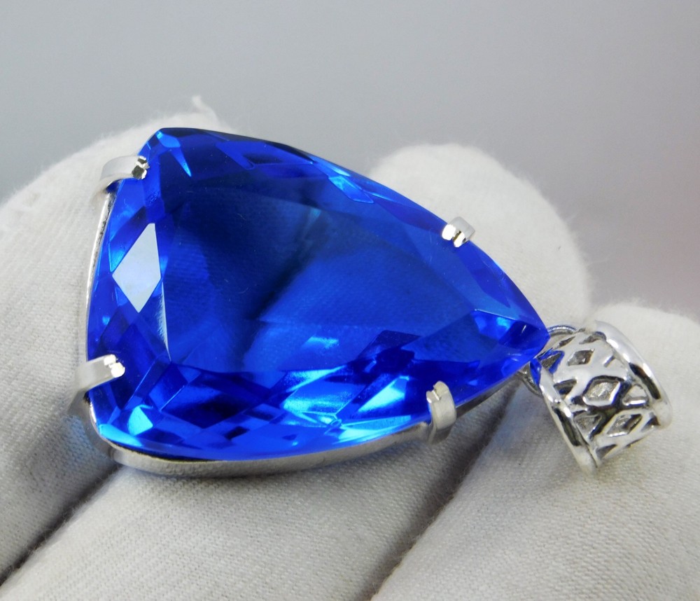 Solid Silver Pendant Stunning Blue 75.40 Ct Natural Tanzanite Loose Gemstone