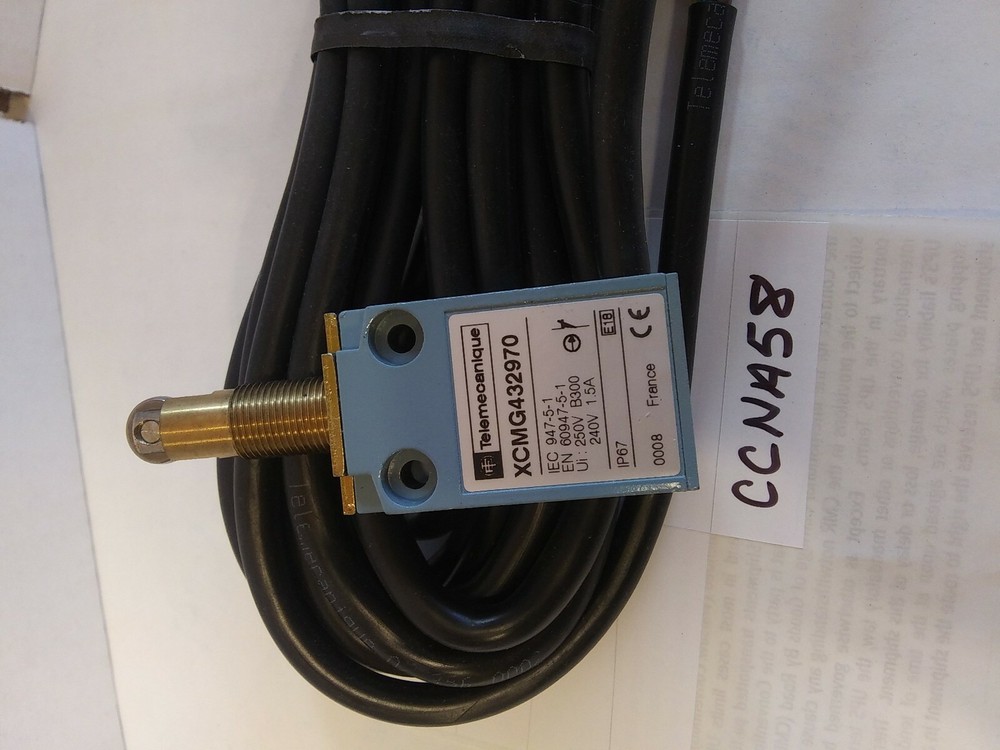 Telemecanique XCM G432970 Limit Switch