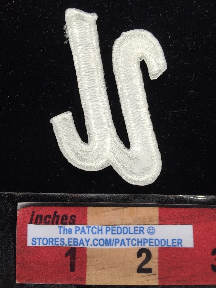 LETTERS ~ White Script 2 1/4" Letter "U" Patch Embroidered Appliqué Initial 62Q1