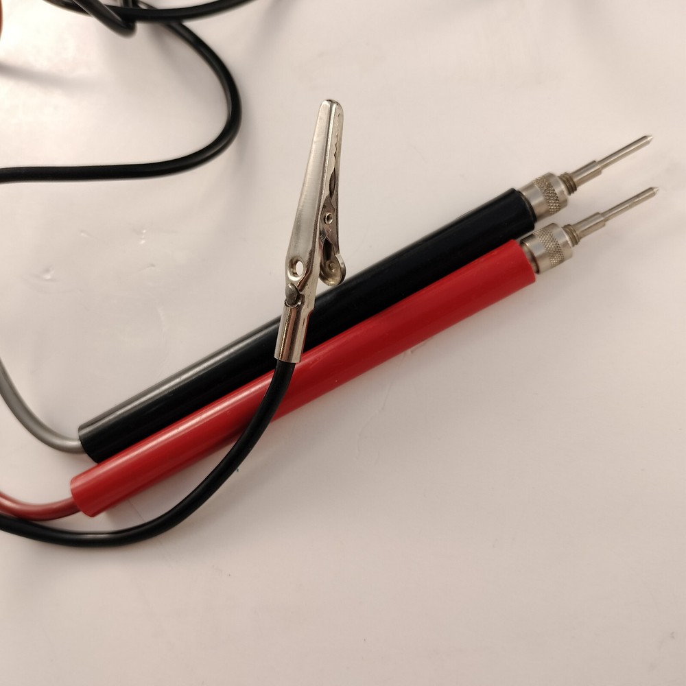 Heathkit Utility Solid-State Voltmeter Model IM-17 in Original Casing No Battery