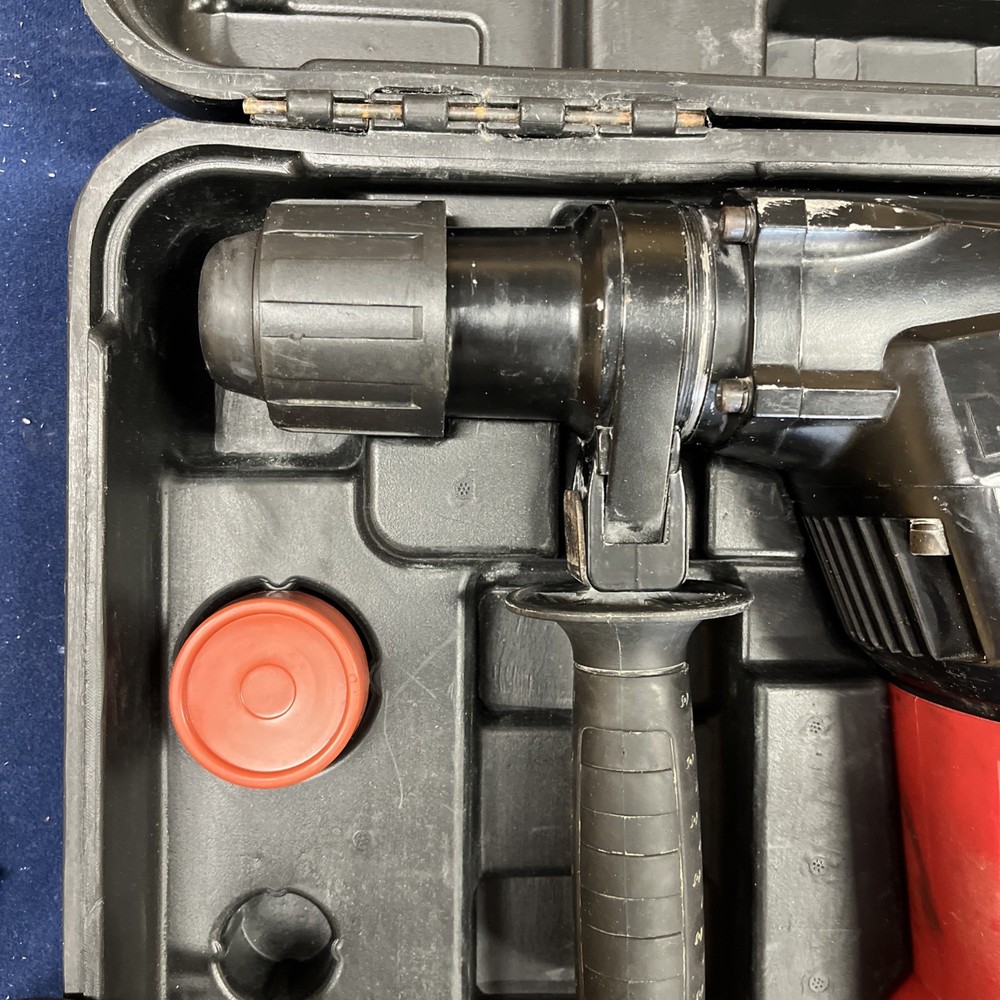Bauer Tools 1643E-B Corded Electric Variable Speed Rotary Hammer Drill SDS Max