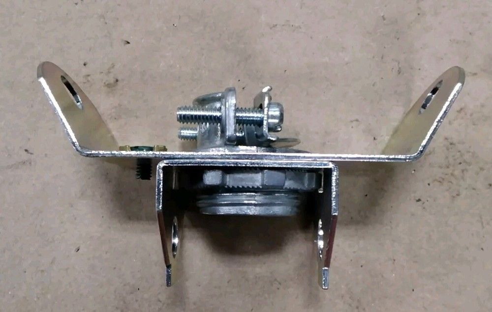 Feedrail Bracket And Cable Clamp F71