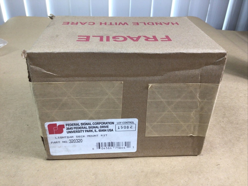 FEDERAL SIGNAL Lightbar Deck Mount Kit 320320 NEW IN BOX