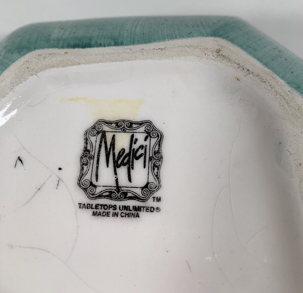 Medici Christmas Bowl Crazing On Bottom