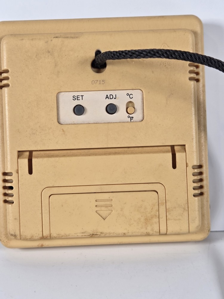 Hydrofarm Temperature / Humidity Station
