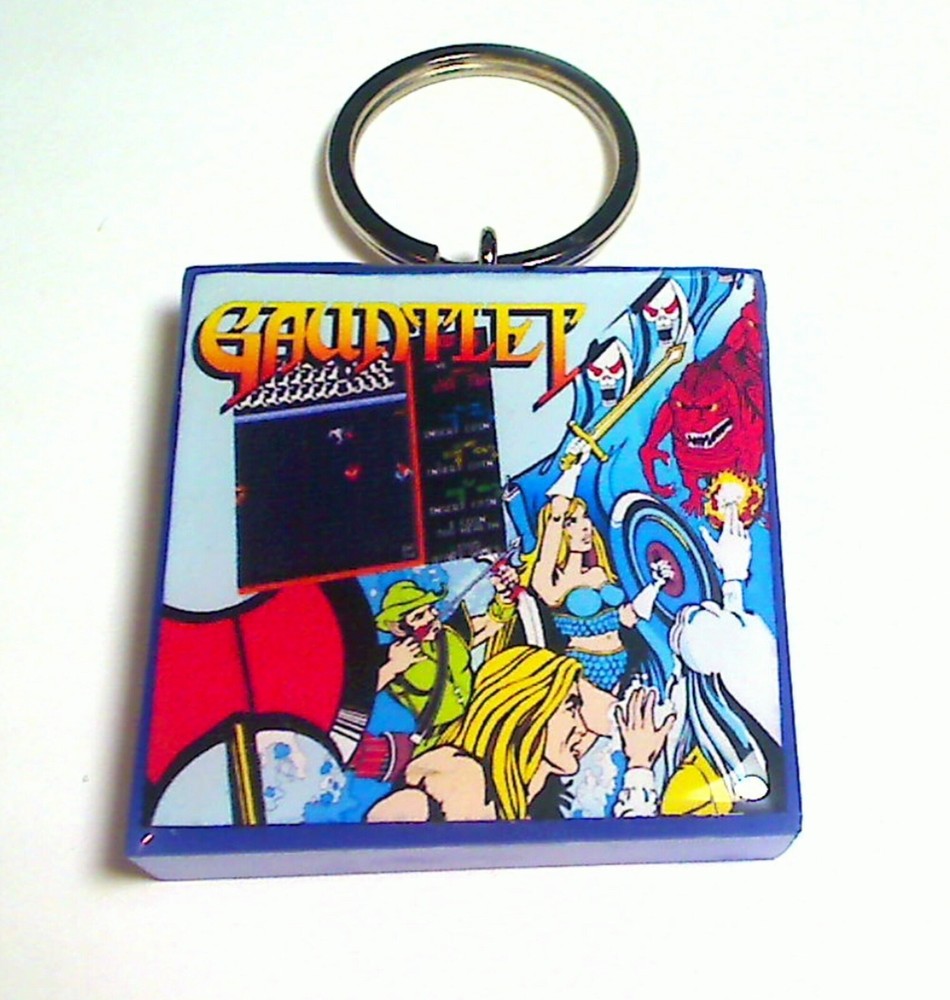 Gauntlet Arcade Coin Door accessory Keychain