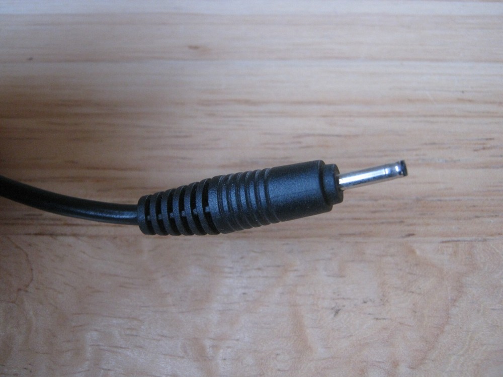 Aquilstar Precision ASSA1A-050200 Switching Adaptor 5VDC 2A