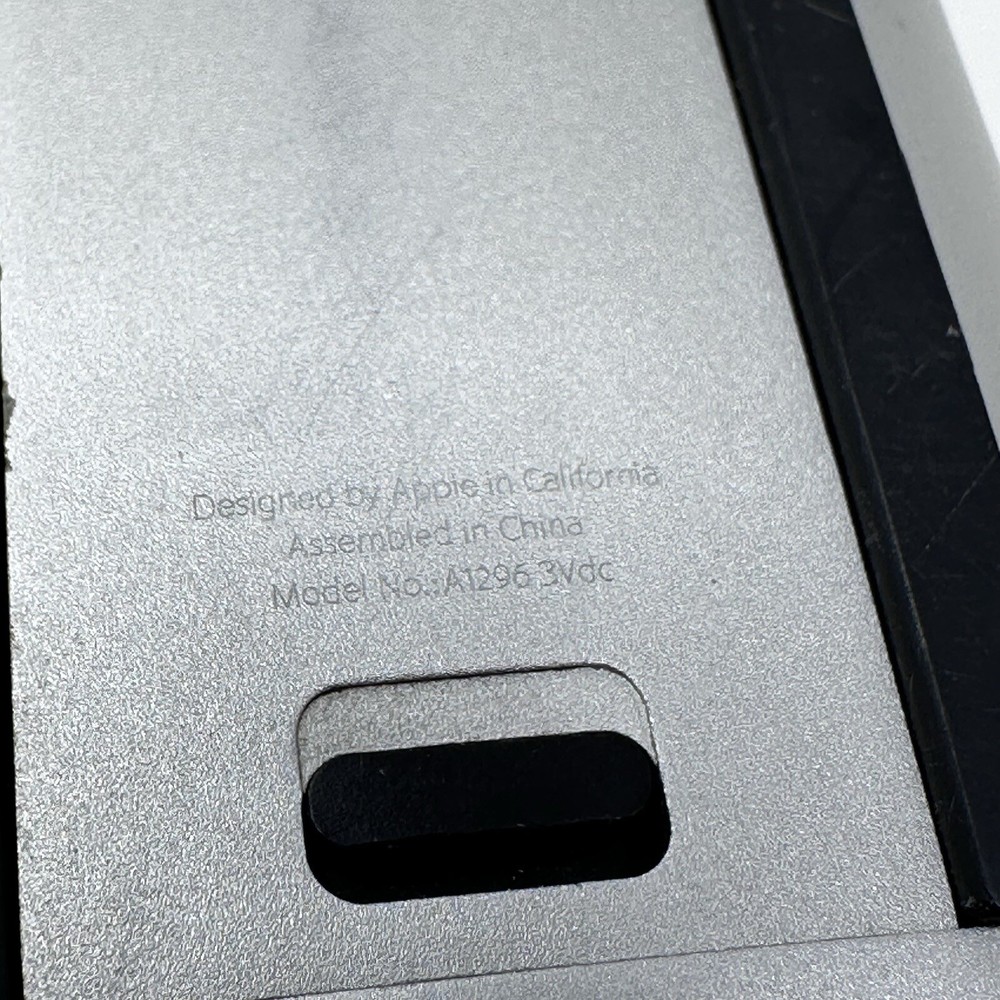 Apple Bluetooth Wireless Laser Multi-Touch Magic Mouse A1296 Genuine Authentic