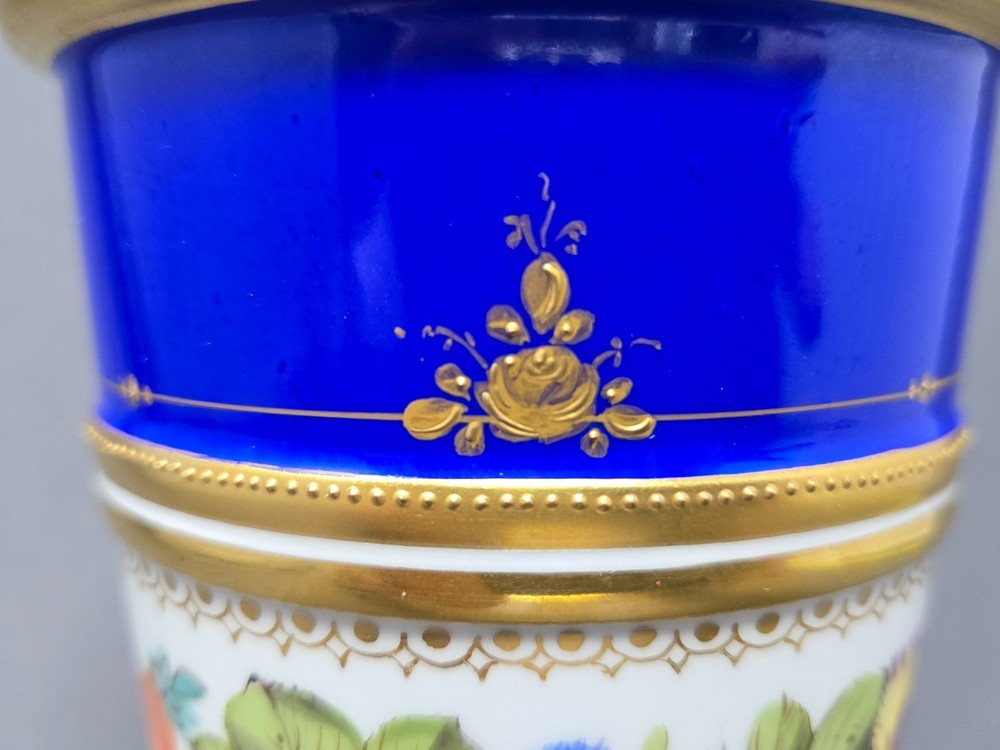 KPM Flower / Bulb Pot Jardinière 6 1/2" C. 1900