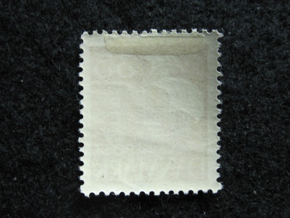DENMARK - SCOTT# 196 - MH - CAT VAL $25.00