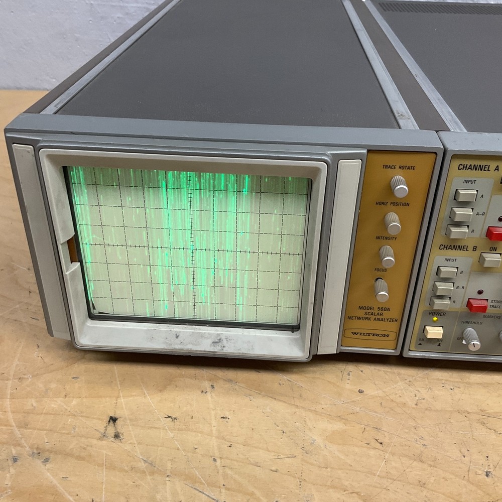 WILTRON MODEL 560A SCALAR NETWORK ANALYZER Tested and Working