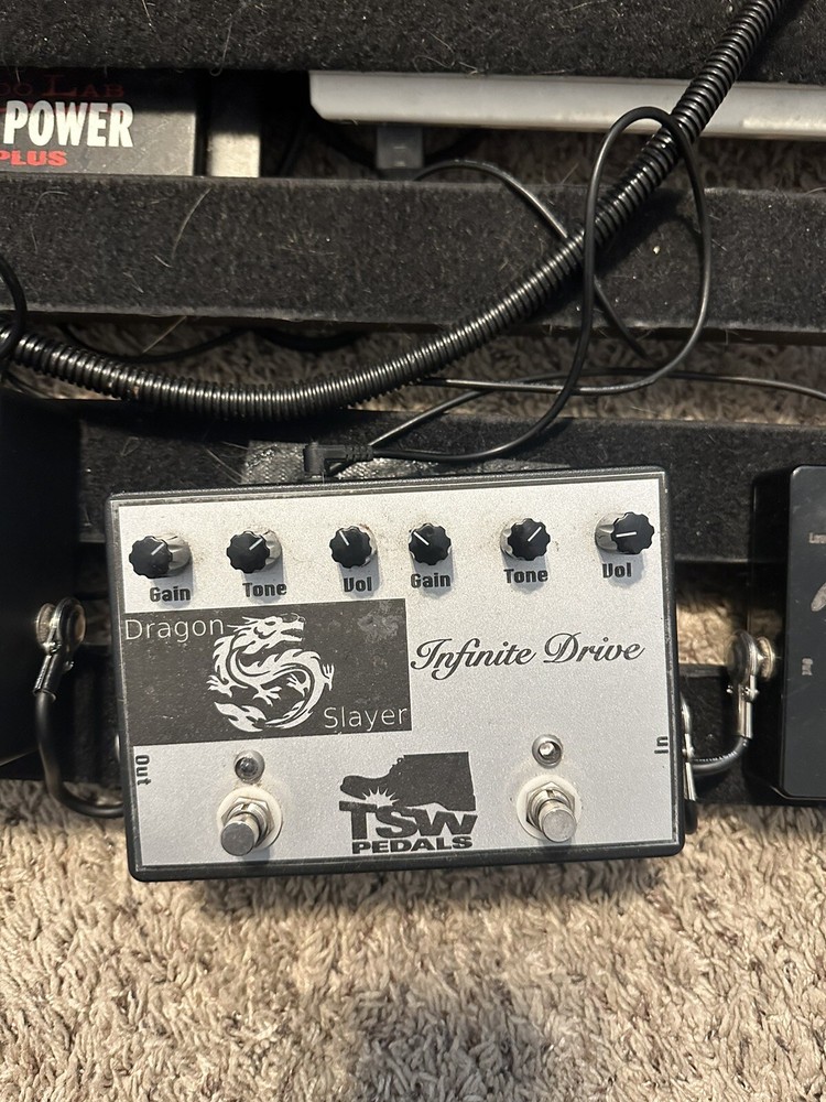 High End Custom Pedal Board