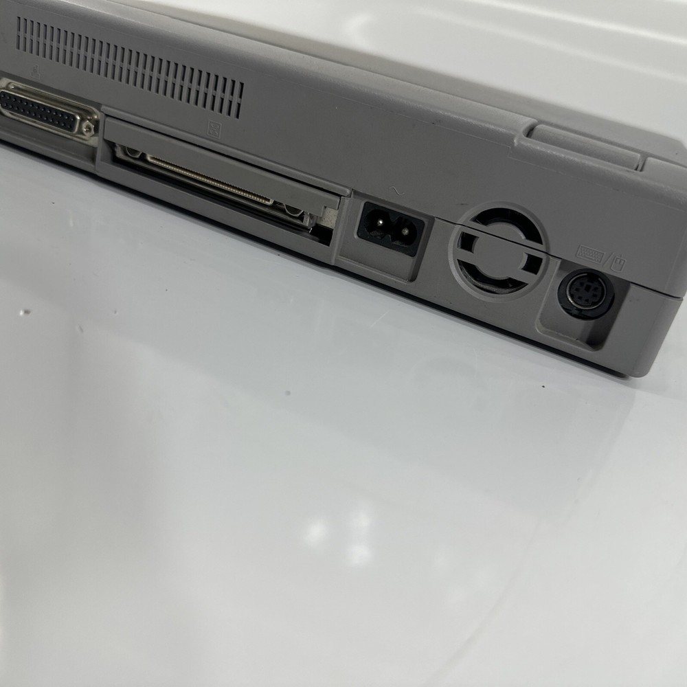 Toshiba Satellite Pro Model# 460CS Laptop Untested