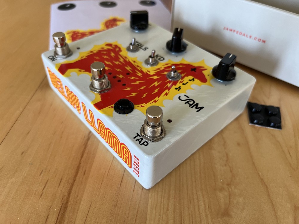 JAM pedals Delay Llama Xtreme Analog Delay