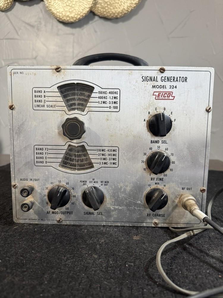 EICO Signal Generator Model 324