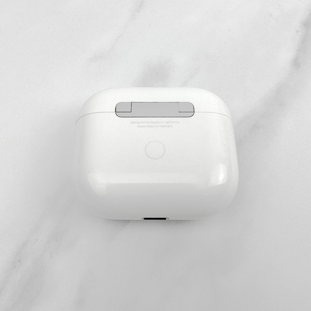 Apple AirPods 3rd Gen Genuine Charging Case Replacement Only