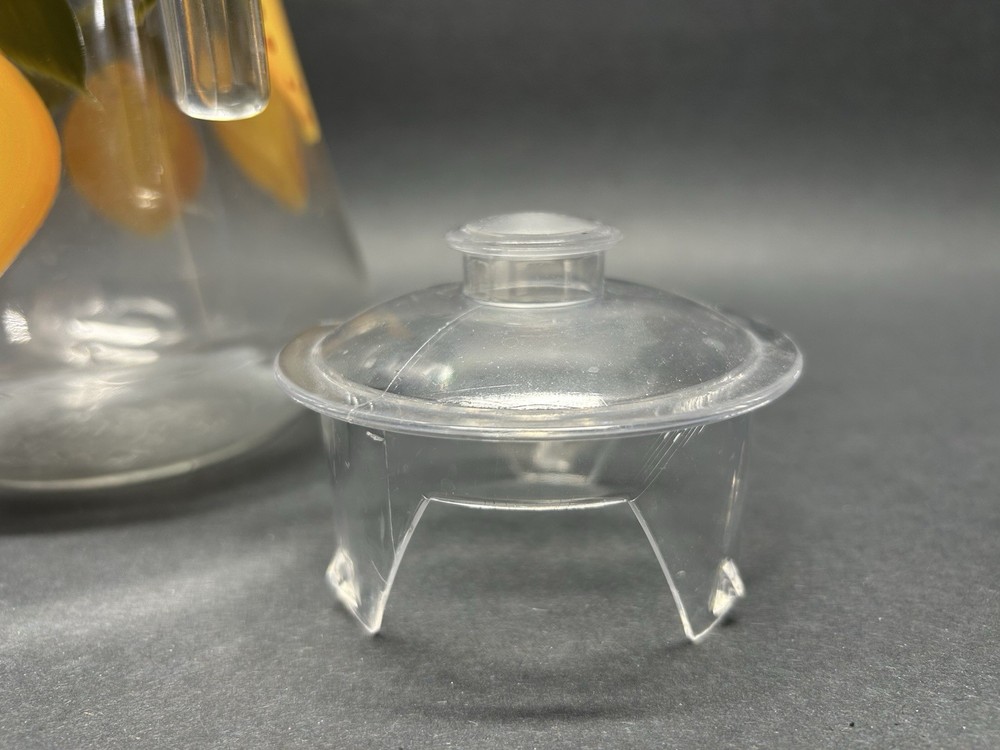 Grant Howard Lemon Hand Painted 8” Pitcher 40oz