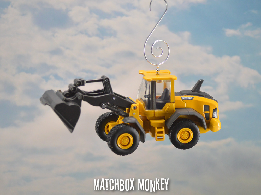Volvo L60H Front Wheel Loader 1/87 Custom Christmas Ornament Deere CAT Deere