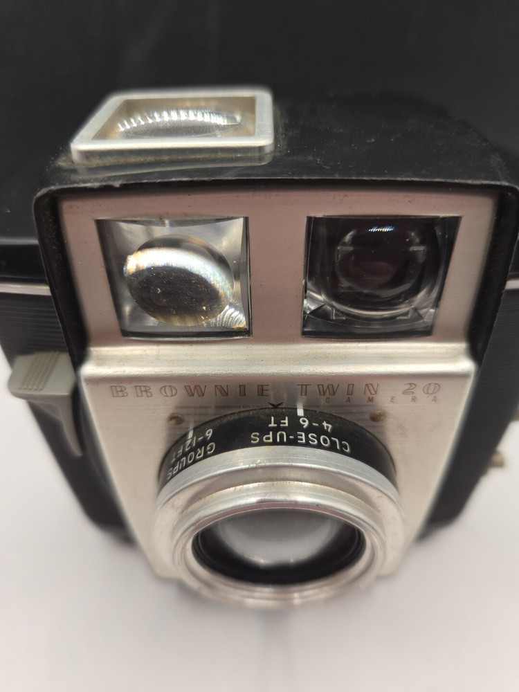 KODAK Brownie Twin 20 Camera