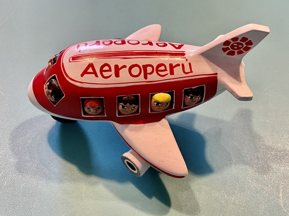 AEROPERU AIRLINES CERAMIC PLANE