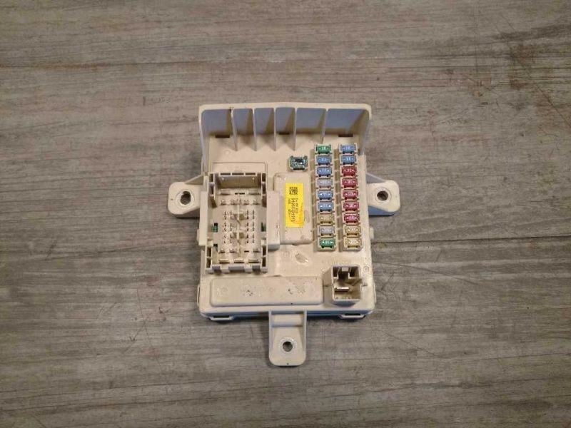 GENESIS   2015 Fuse Box Cabin 6796